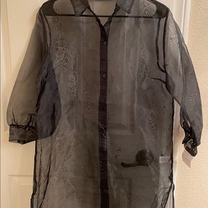 *BRAND NEW WITH TAG NEVER WORN*